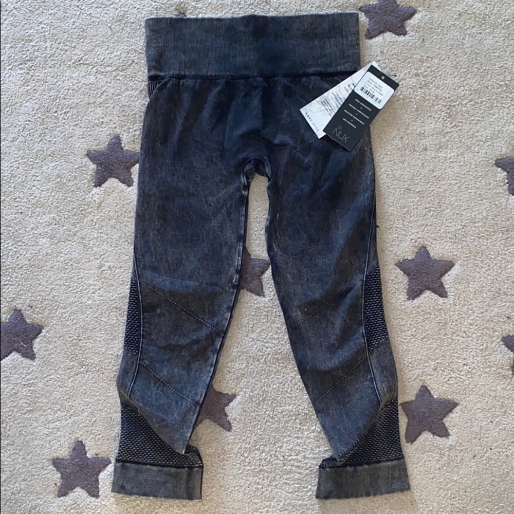 NUX Activewear knee high leggings